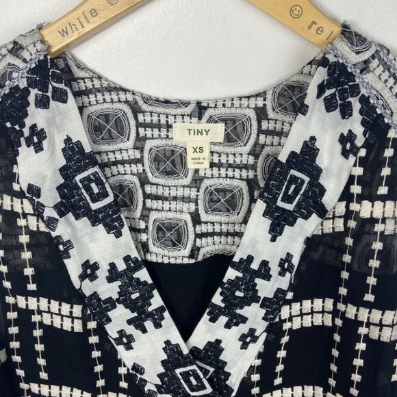 Anthropologie Tiny Chapparal Tunic Embroidered Bohemian Hippie Sheer Size XS - Picture 7 of 10